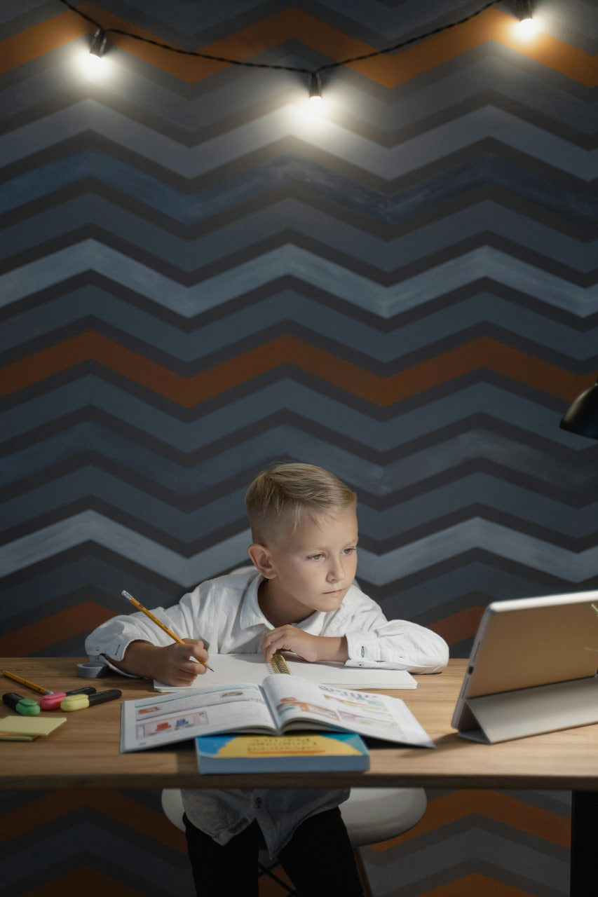 A Level Tutoring Near Me: How to Find the Best Ones